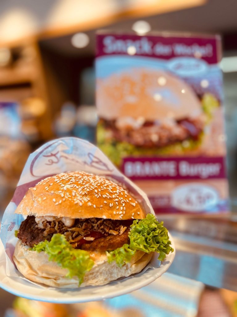 a3ec90fc-e641-4d20-a4b8-369739b3197f